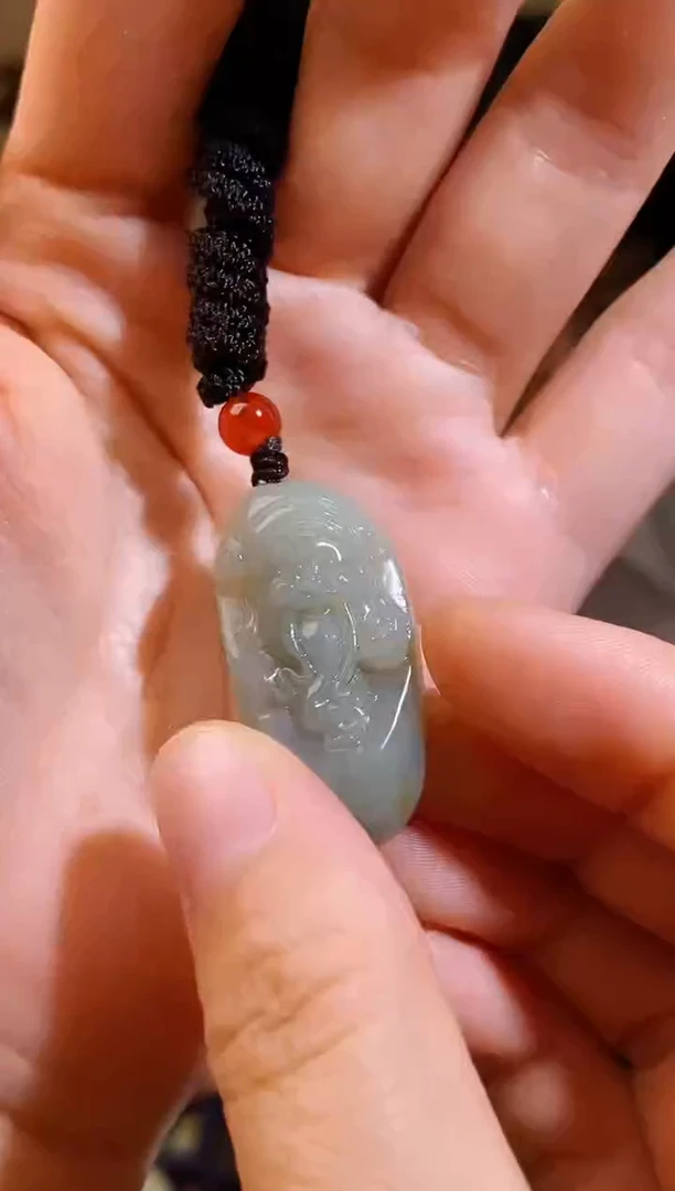 和田玉未镶嵌颈饰1