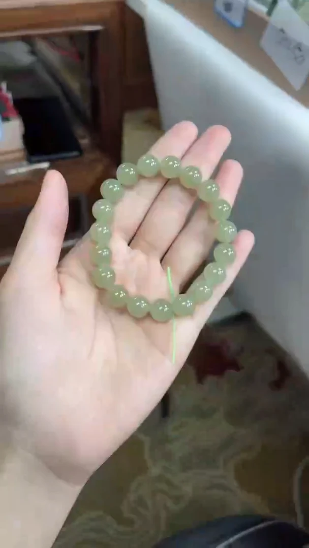 未镶嵌手镯和田玉10