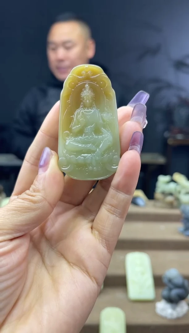 颈饰未镶嵌和田玉1