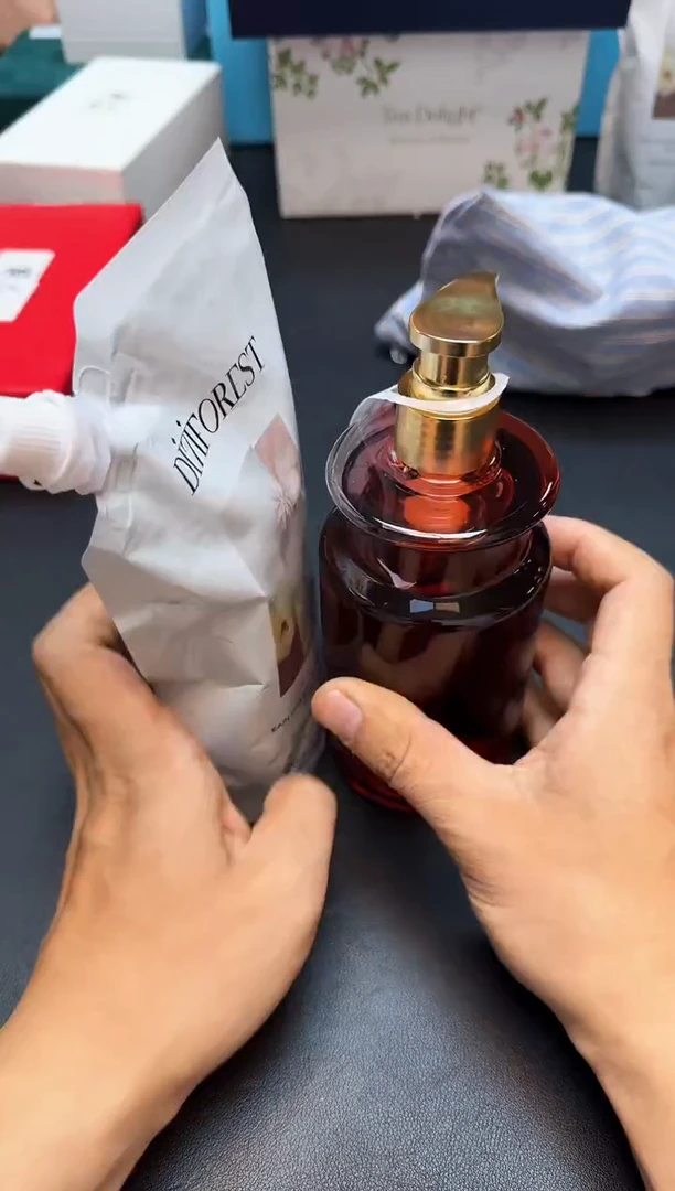 瓷片全新正品一件不留@@WE1974
