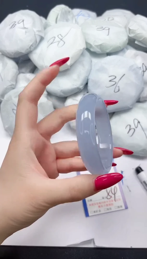 未镶嵌手镯石英质玉A20/54