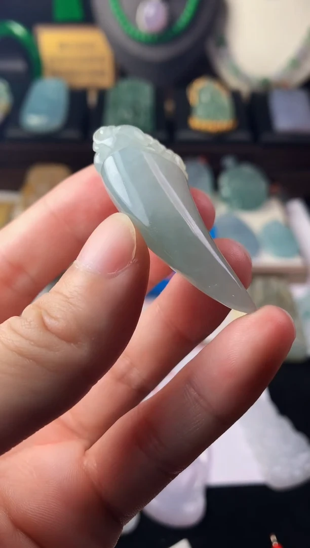 未镶嵌定制翡翠粤****秋毛货不退不换