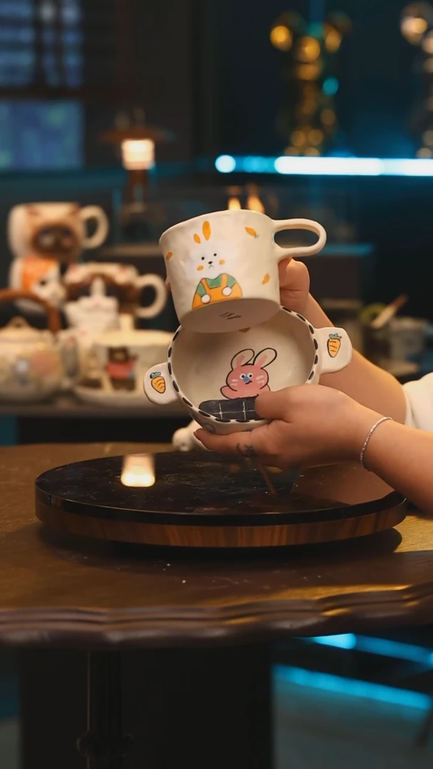 【闪购商品】摆件 景德镇高温釉下彩手绘