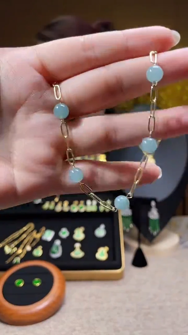 翡翠合金耳饰翡翠