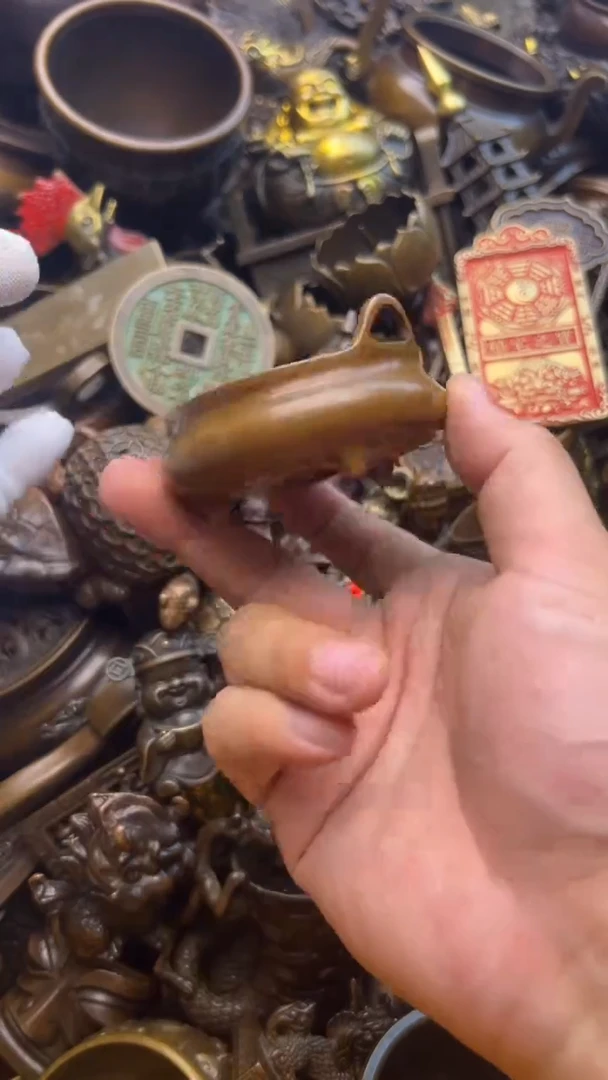 精美铜器，点击下单