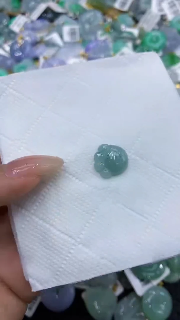 翡翠未镶嵌颈饰111111111111