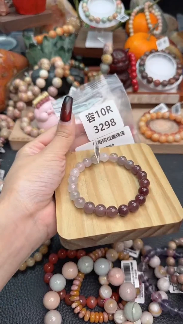 【闪购商品】石英质玉手链未镶嵌10R3298