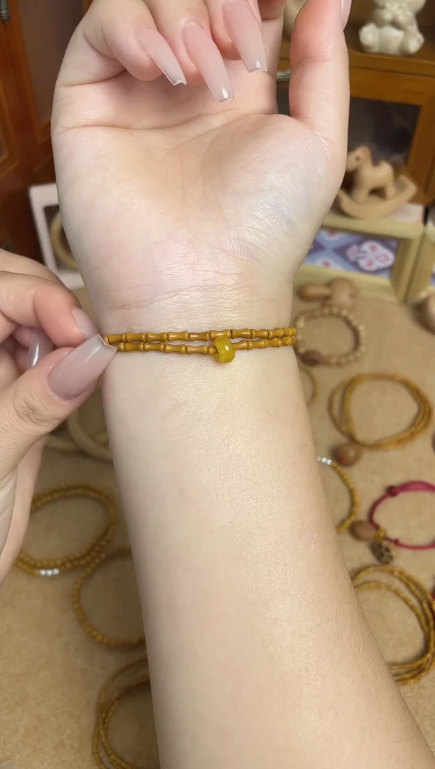 双圈竹节素款加黄跑环一物一拍