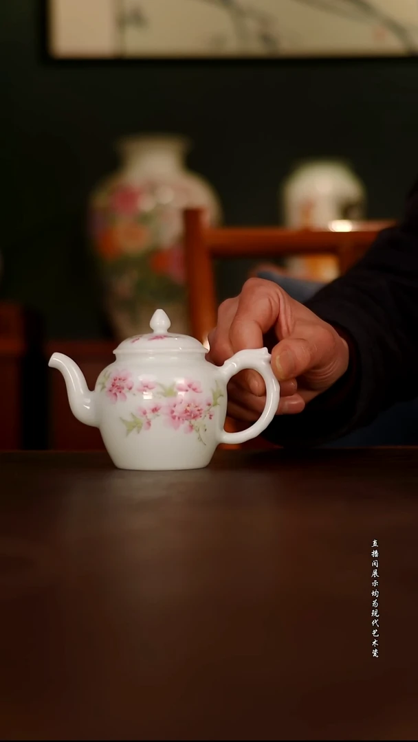 摆件景德镇陶东方陶瓷艺术作品插瓶瓷板画