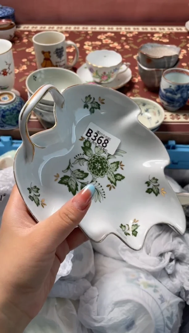 瓷片猫*瓷器瓷器B368