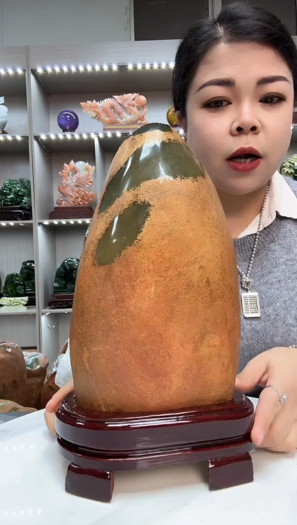 未镶嵌蛇纹石玉珠宝奇石石头雕刻家居摆件办公室客厅高档摆设礼品