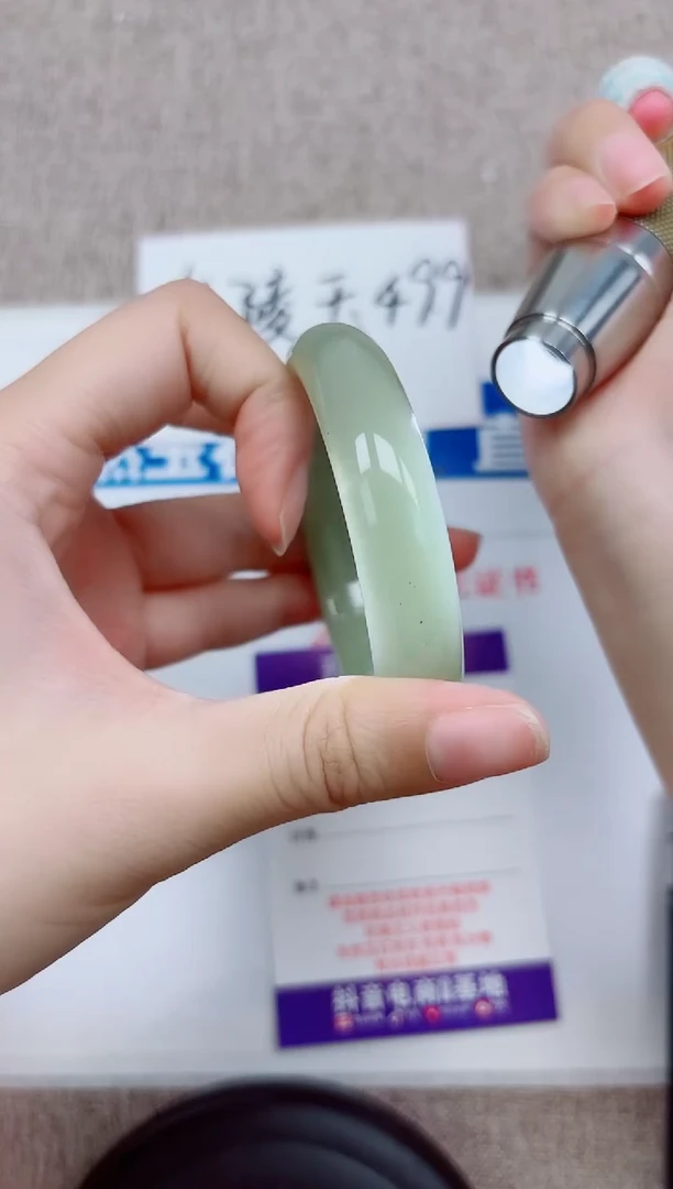 未镶嵌手镯石英质玉D49-54.55