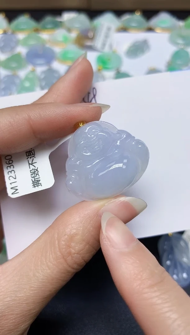 翡翠18K金镶嵌颈饰 天然翡翠A货