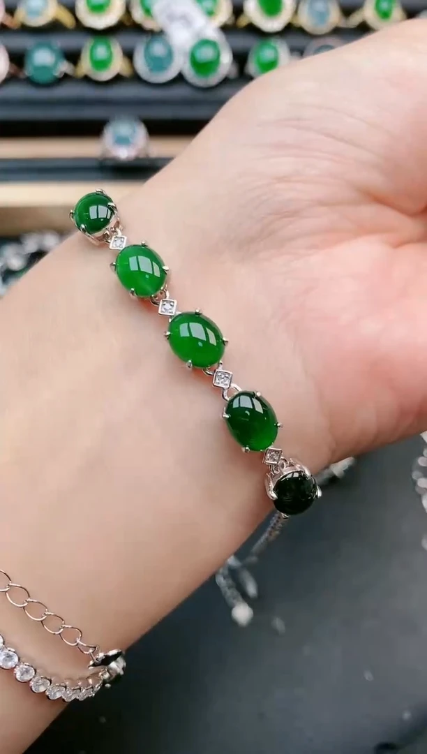翡翠戒指银S925镶嵌1111
