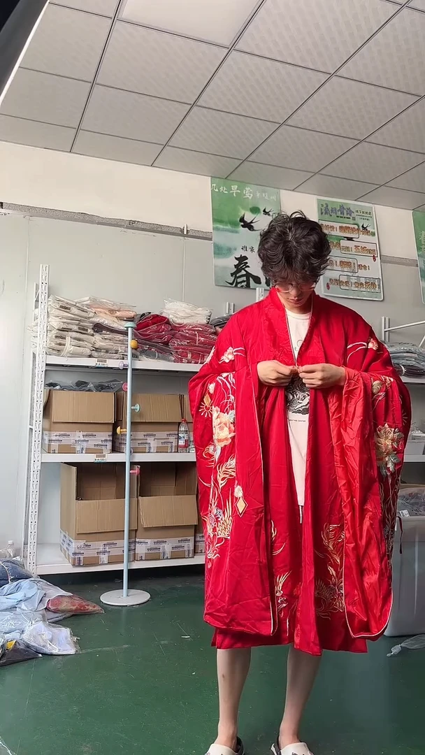 昭辉霞宴披风S码