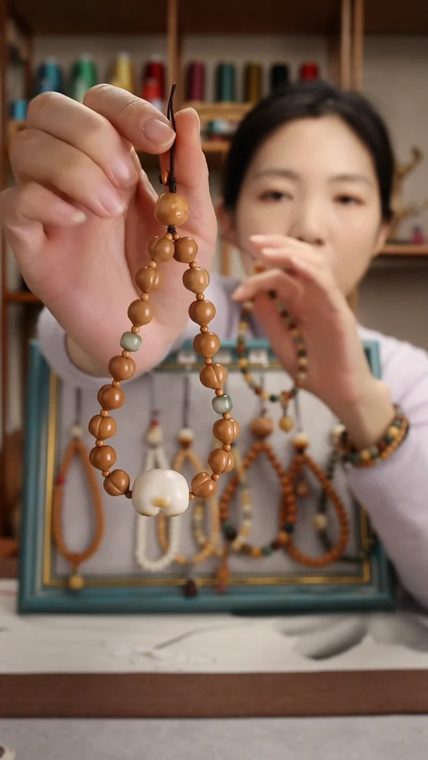 菩提吊坠冷*猴头核桃屁桃 柯基屁屁 -手机链