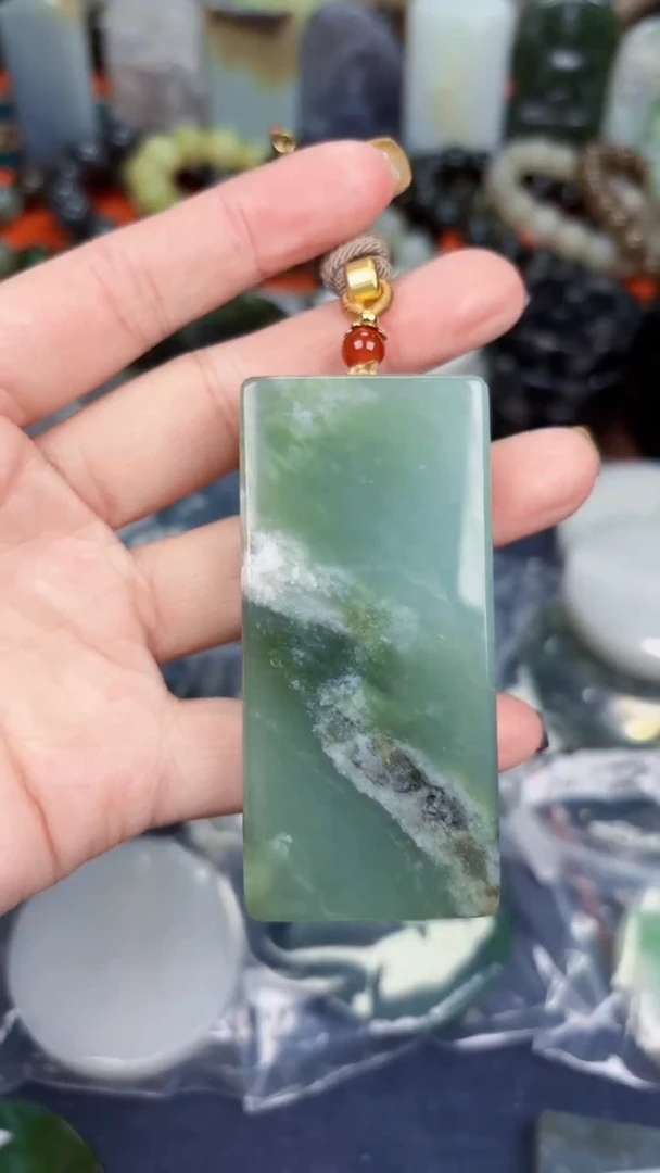 颈饰未镶嵌和田玉和田玉