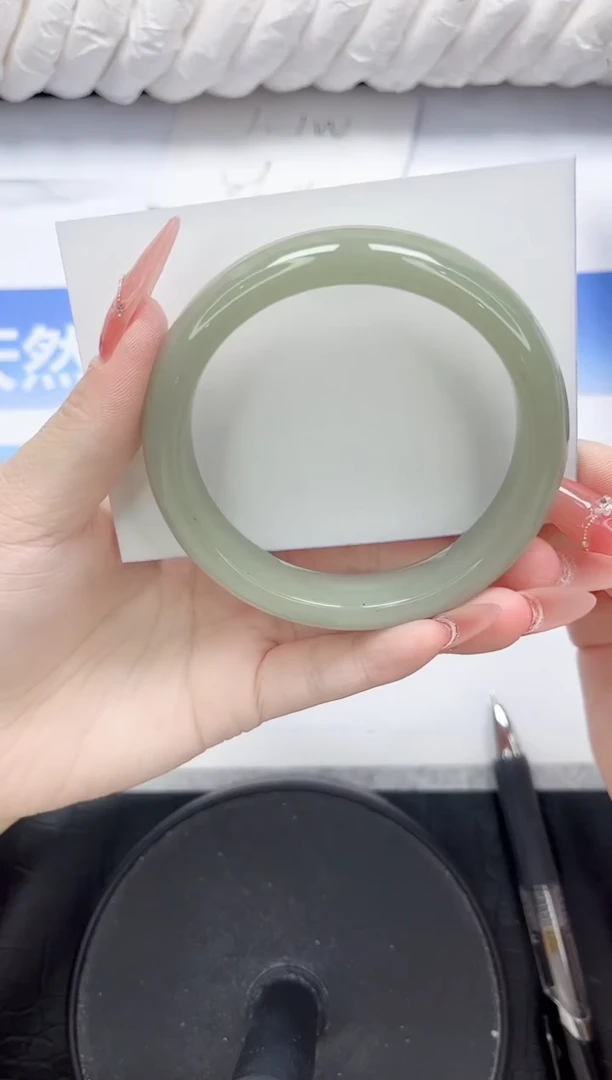 石英质玉手镯未镶嵌63-60