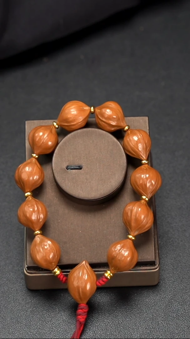 手串/手链橄榄核三通精抛苏蒜头