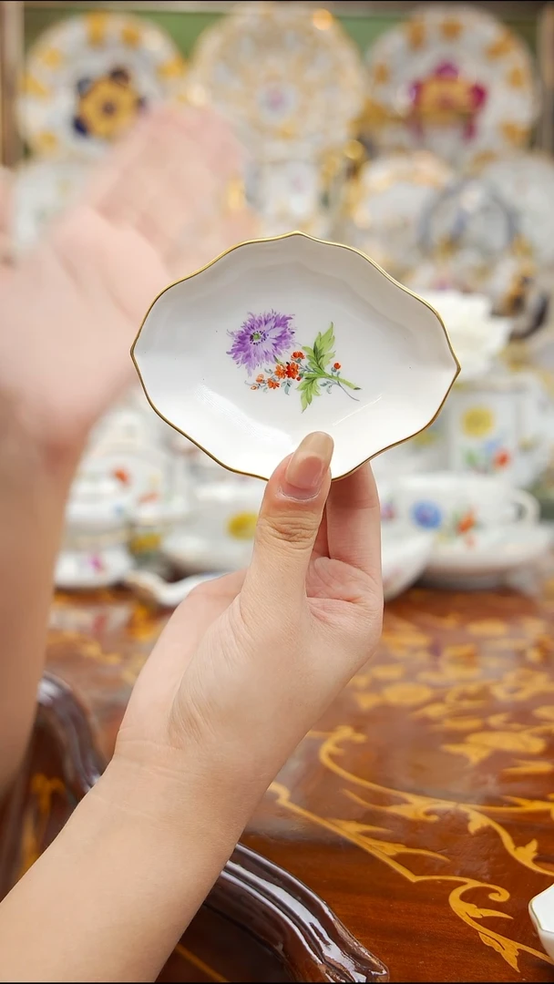 瓷米多家中古瓷器如图所示2