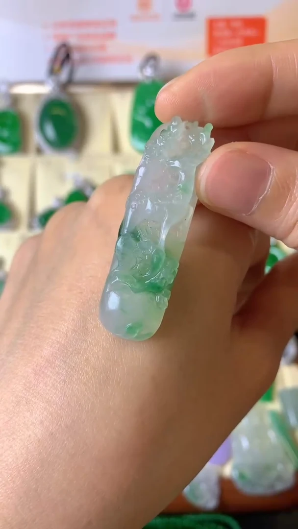 【闪购商品】定制翡翠未镶嵌毛货抛光