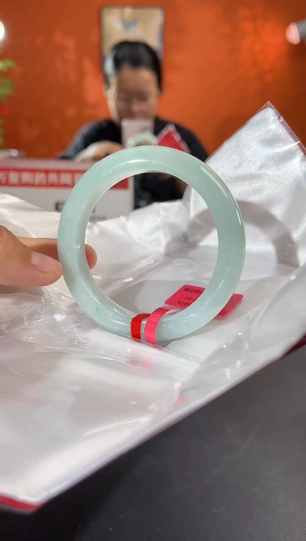 未镶嵌手镯翡翠翡翠手镯