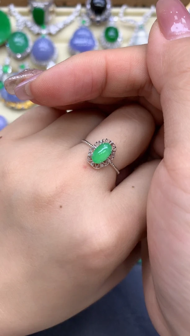 18K金镶嵌戒指翡翠159-中国好珍宝