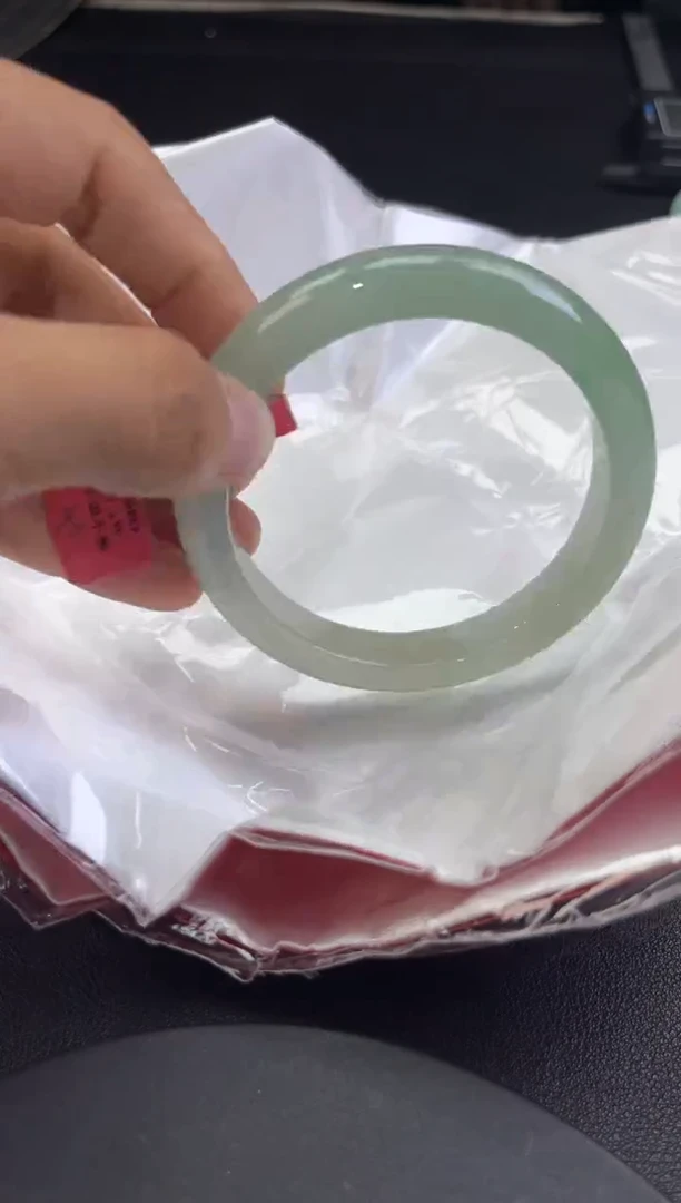 【闪购商品】翡翠手镯未镶嵌翡翠手镯