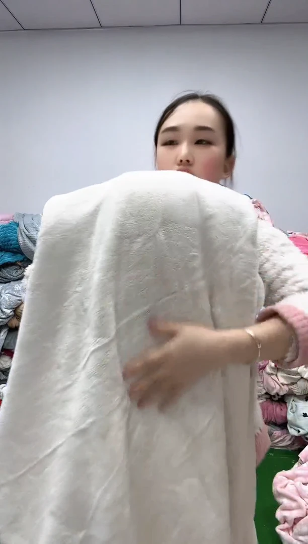 法兰绒2X1.6左右以主播所说为准