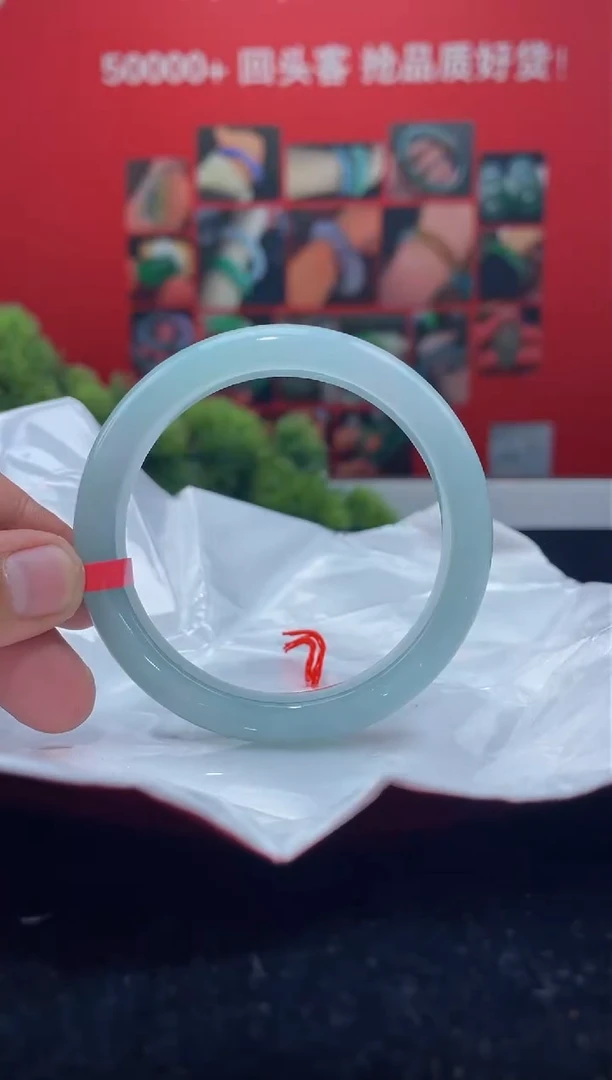 翡翠手镯未镶嵌手镯7