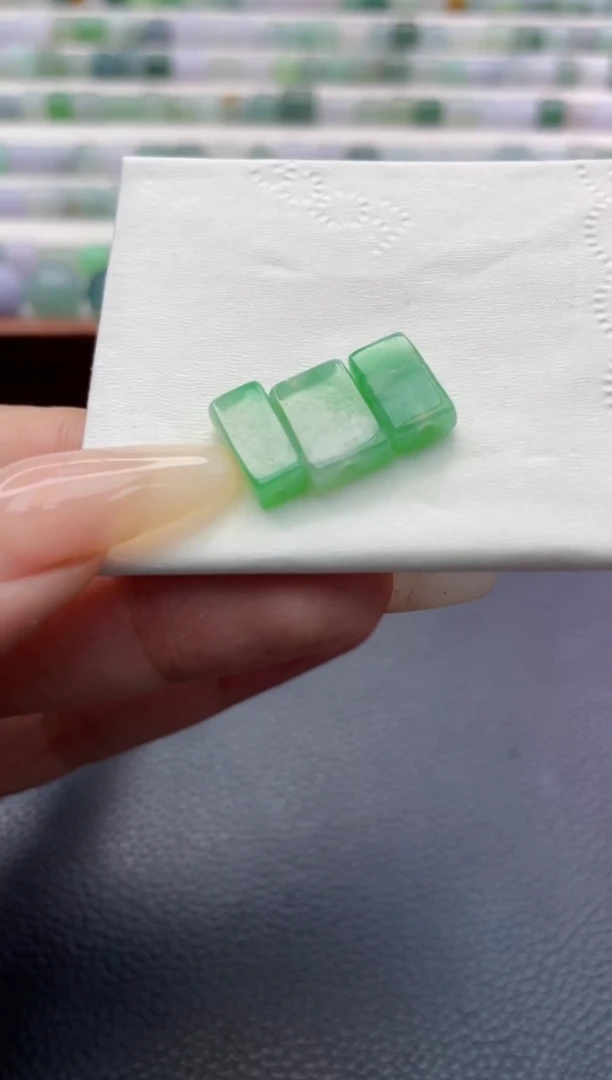 【闪购商品】定制翡翠未镶嵌85261111