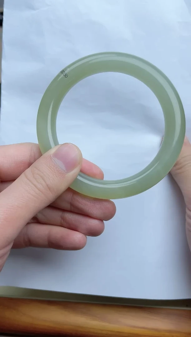 【闪购商品】和田玉手镯未镶嵌59/60圈口kk