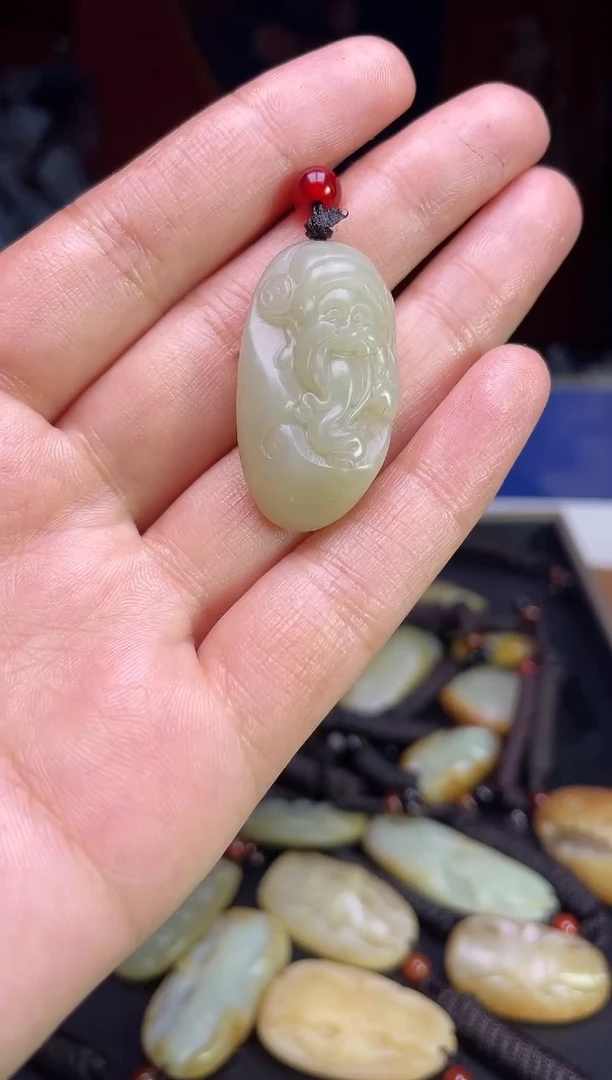 颈饰未镶嵌和田玉123