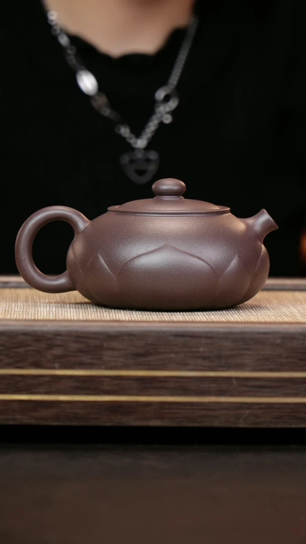 茶壶紫砂岁***?吾悦吾   系列 底槽清 二号款