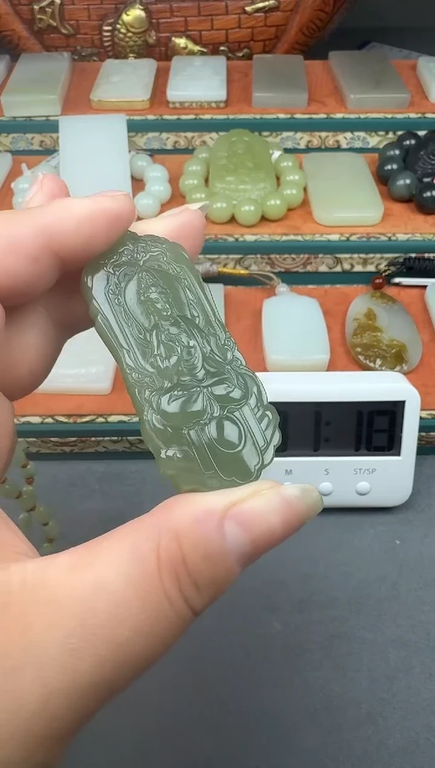 和田玉未镶嵌颈饰4