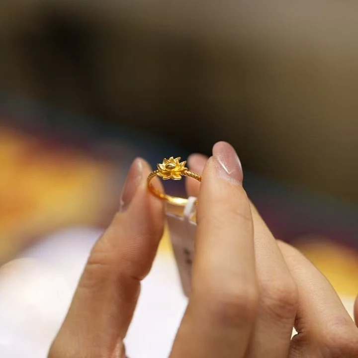 【巧玲专属】足金999莲花戒指 经典时尚百搭 活口 2.15