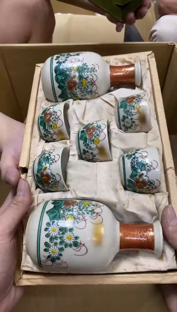 J****人中古商品瑕疵杯碟