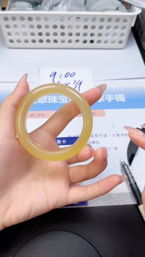 未镶嵌手镯石英质玉20-55