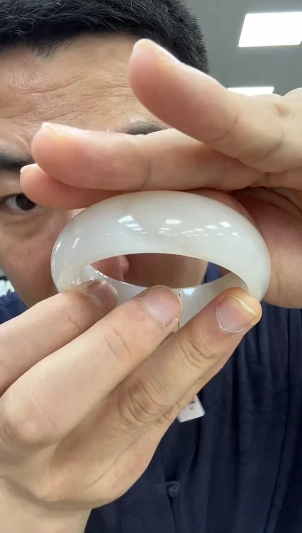 未镶嵌手镯和田玉57-58    759