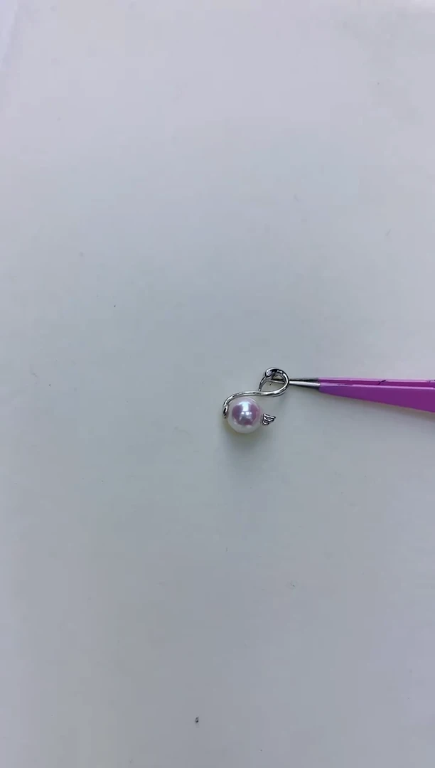 【闪购商品】海水珍珠饰品银S925镶嵌天鹅吊坠