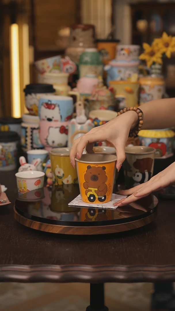 景德镇釉下彩绘设计师款式陶瓷