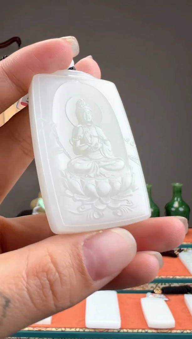 【闪购商品】和田玉颈饰未镶嵌1