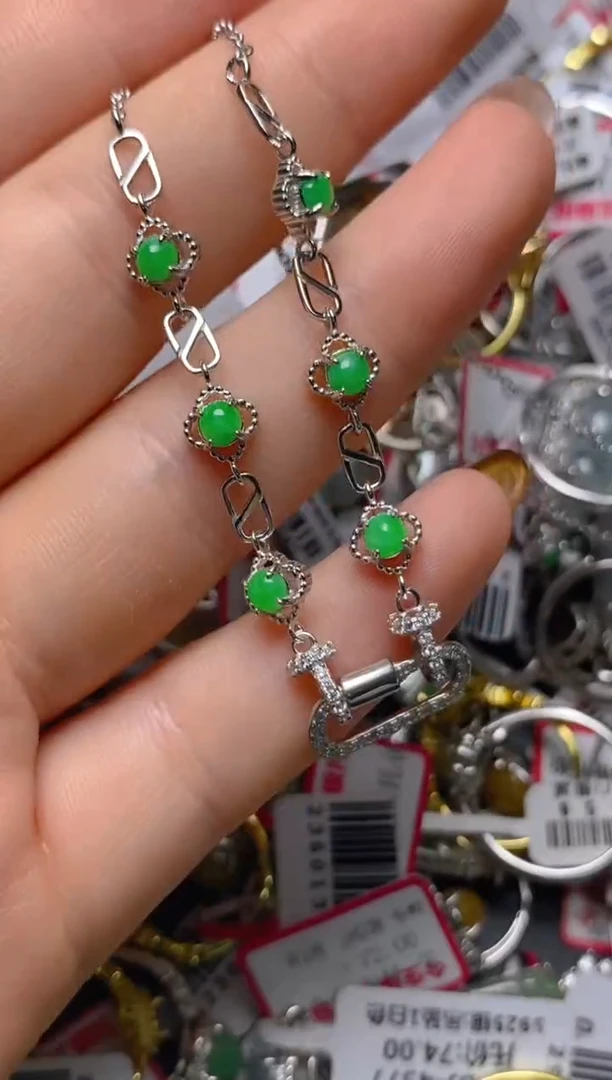 银S925镶嵌戒指翡翠百内无证书