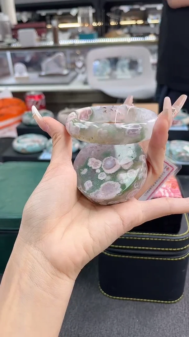 未镶嵌手镯石英质玉瑾圈口（赠品镯心）
