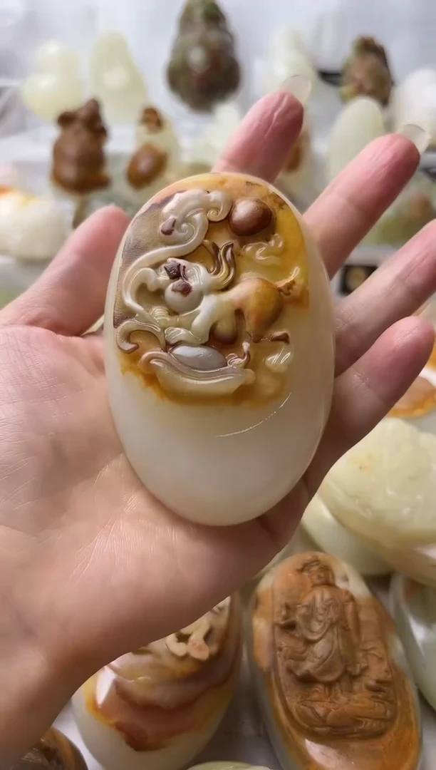 石材方解石手把摆件不退换兔满皮