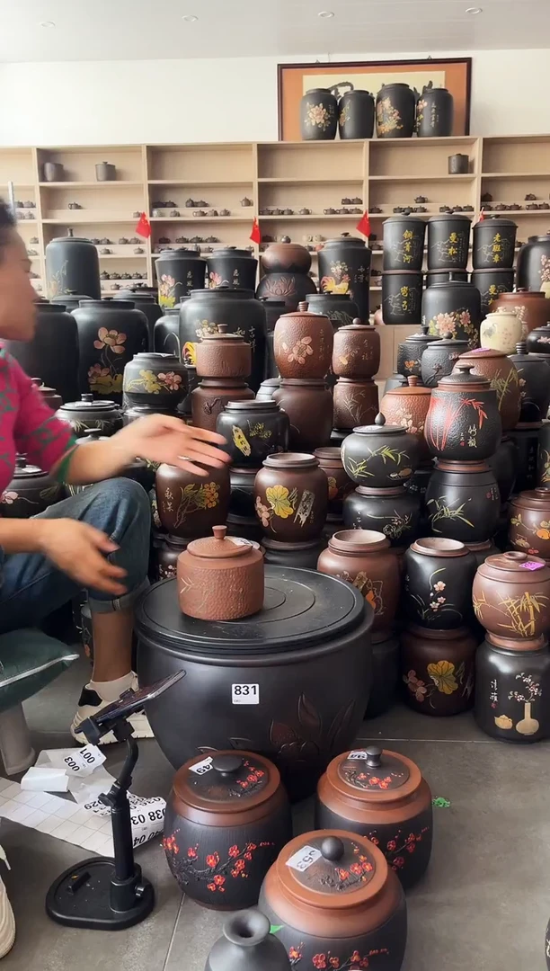 罐瑕疵茶叶罐  锤纹古铜色100克  144