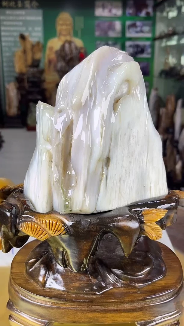 缅甸天然树化玉摆件