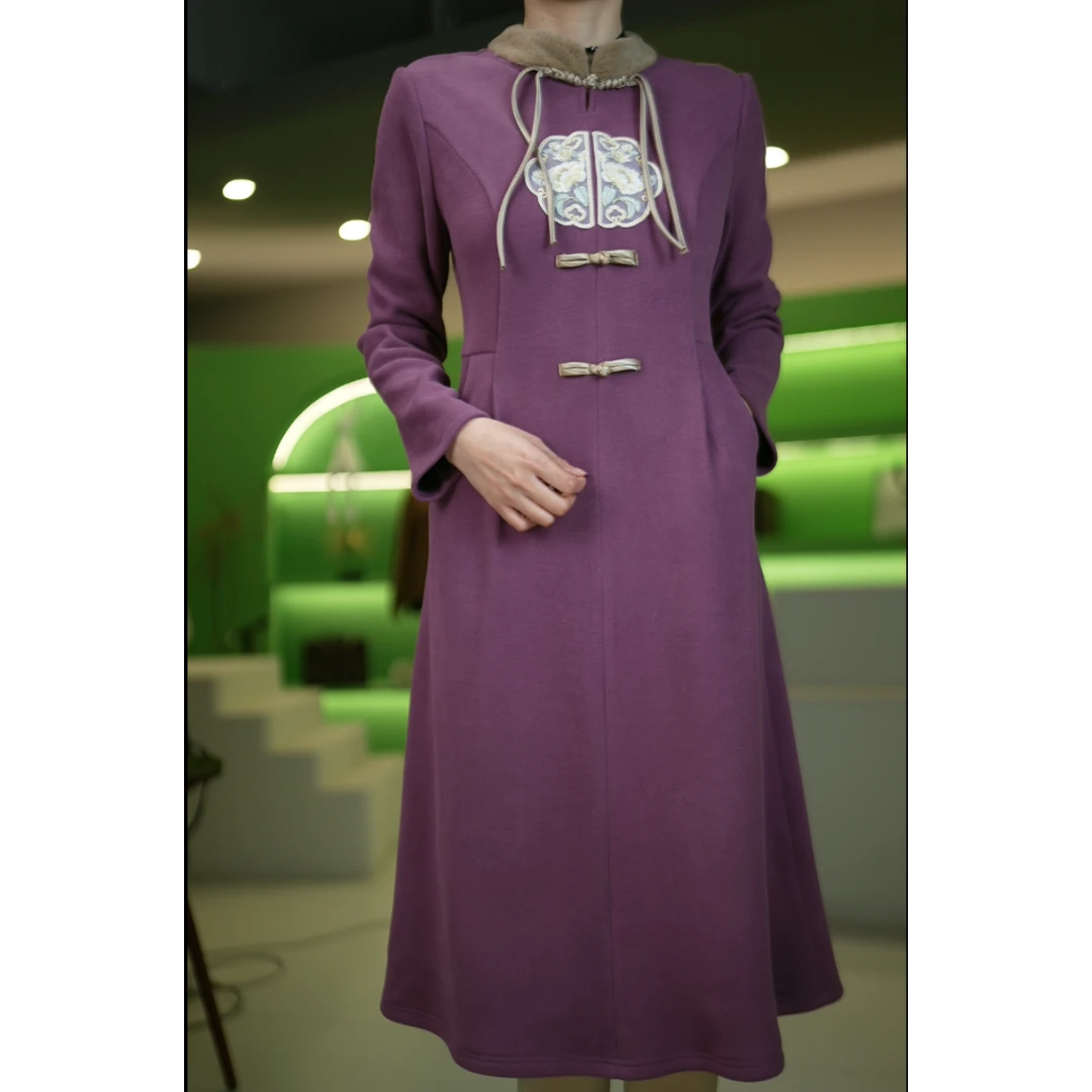 P 新中式高端长袖复古气质加绒连衣裙T0777