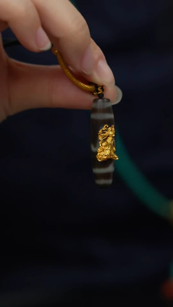 玛瑙/玉髓（覆膜）吊坠(不含链)未镶嵌C02（多样性发一件）