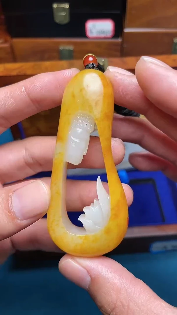 和田玉未镶嵌挂件和田玉